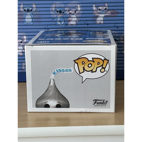 Funko Pop! Vinyl: Hershey's - Hershey's Kisses #107 - Picture 5 of 5